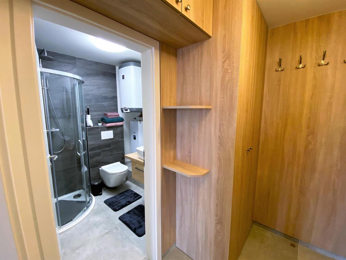 Miky Apartman Klinovec View Loučná pod Klínovcem Exteriör bild